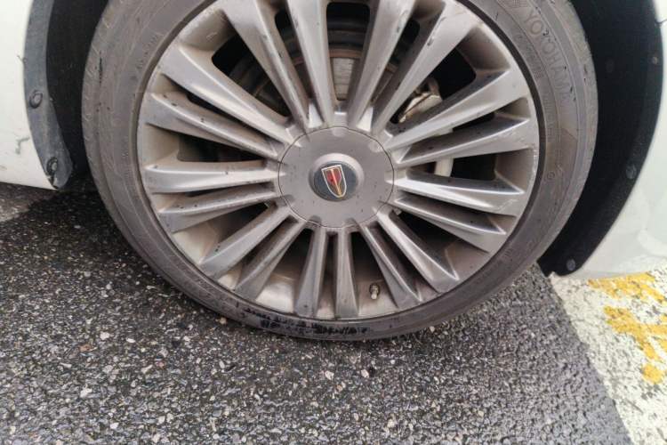 Used Hongqi H5 2020 1.5T DCT Flagship Edition Right Front Wheel Hub