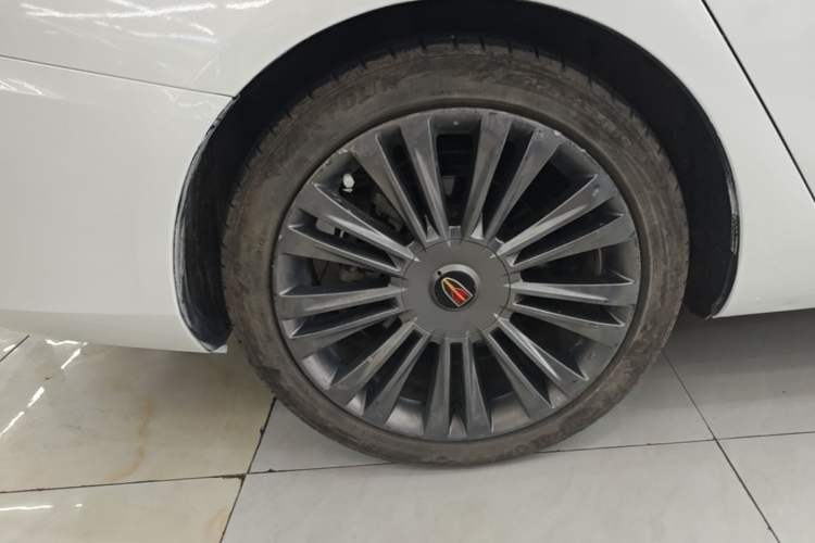 Used Hongqi H5 2020 1.5T DCT Flagship Edition Right Rear Wheel Hub