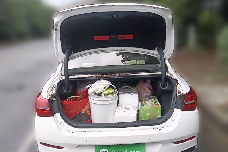Used Hongqi H5 2020 1.8T Automatic Smart Connect Flagship Edition Trunk