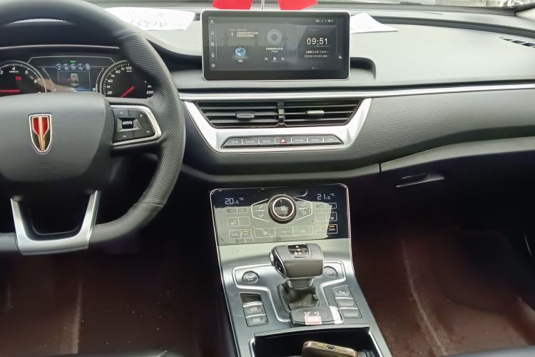 Used Hongqi H5 2020 1.8T Automatic Smart Connect Flagship Edition Audio And AC Panel