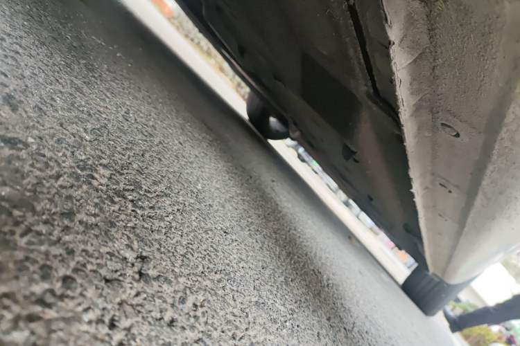 Used Hongqi H5 2020 1.8T Automatic Smart Connect Flagship Edition Chassis Front Left