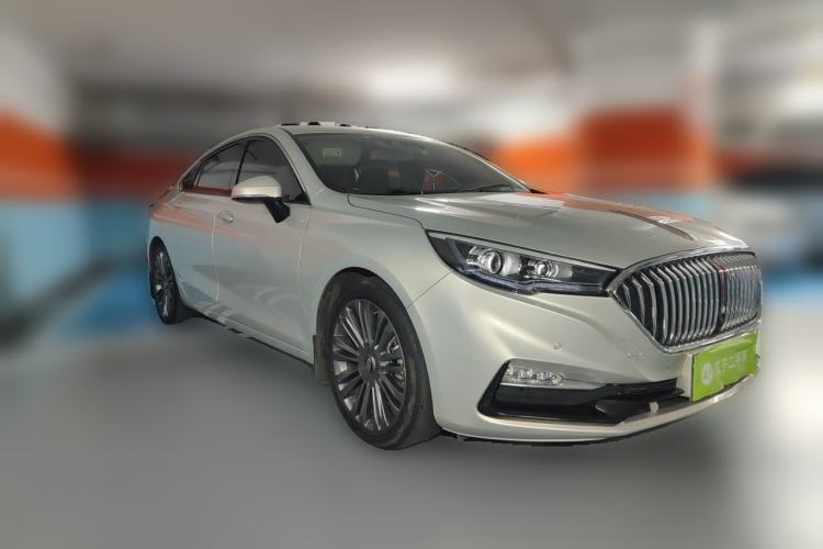 Used Hongqi H5 2020 1.8T Automatic Smart Connect Flagship Edition Front Right 45 Deg