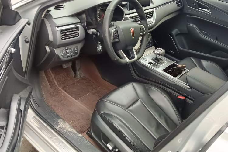 Used Hongqi H5 2020 1.8T Automatic Smart Connect Flagship Edition Left Front Seat