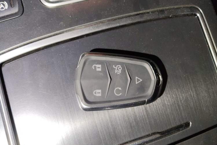 Used Hongqi H5 2020 1.5T DCT Flagship Edition Vehicle Key