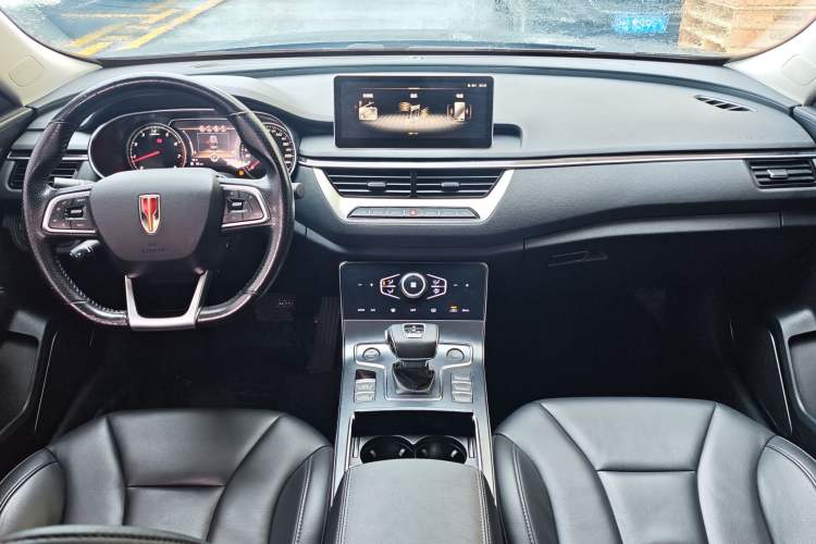 Used Hongqi H5 2022 Classic Model Facelift 1.5T DCT Qiyun Edition Audio And AC Panel