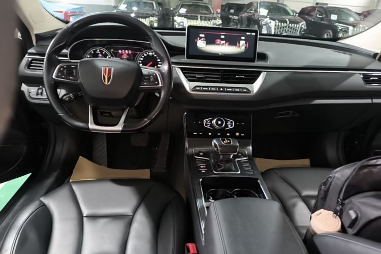 Used Hongqi H5 2022 Classic Model 1.5T DCT Flagship Edition Center Console