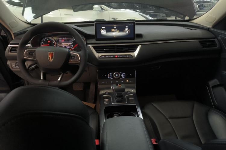 Used Hongqi H5 2022 Classic Model Facelift 1.5T DCT Qiyun Edition Center Console
