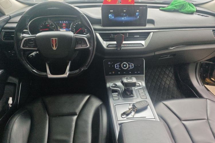 Used Hongqi H5 2022 Classic Model Facelift 1.5T DCT Qiyun Edition Center Console