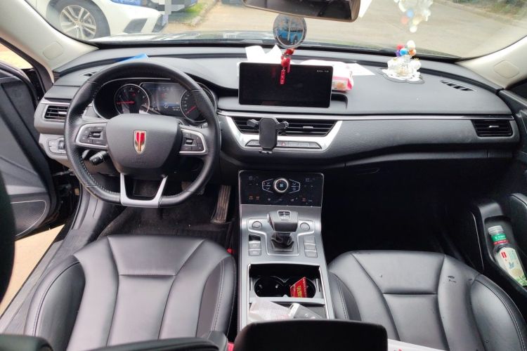 Used Hongqi H5 2022 Classic Model Facelift 1.5T DCT Qiyun Edition Center Console