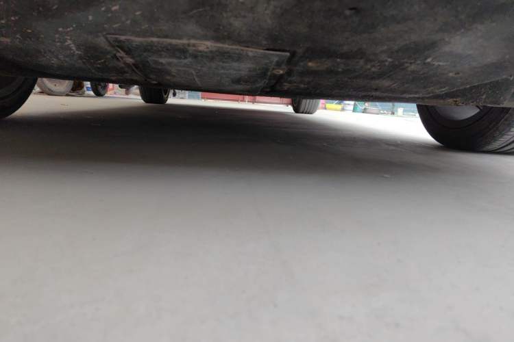 Used Hongqi H5 2022 Classic Model 1.8T Automatic Smart Connect Flagship Edition Chassis Front