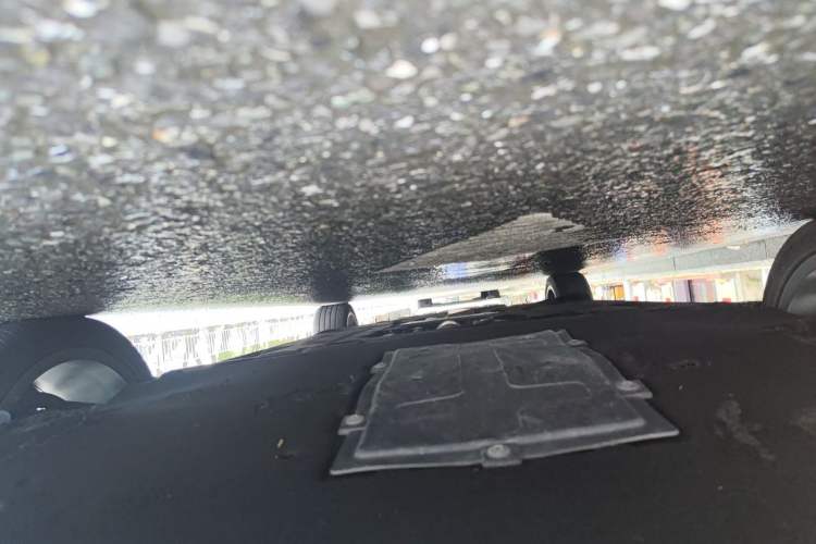 Used Hongqi H5 2022 Classic Model 1.8T Automatic Smart Connect Flagship Edition Chassis Front