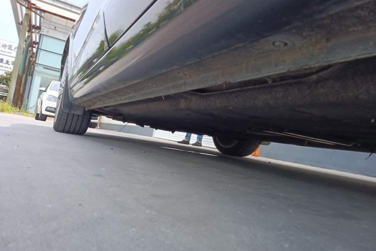 Used Hongqi H5 2022 Classic Model Facelift 1.5T DCT Qiyun Edition Chassis Rear Left