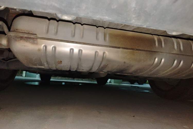 Used Hongqi H5 2022 Classic Model Facelift 1.5T DCT Qiyun Edition Chassis Rear