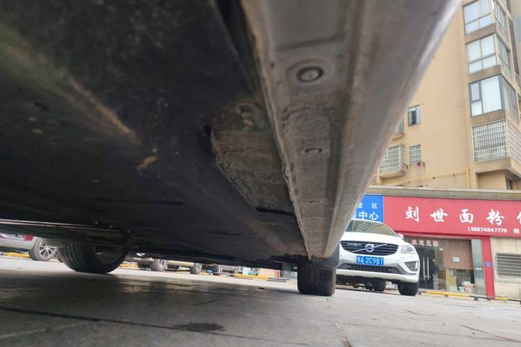 Used Hongqi H5 2022 Classic Model Facelift 1.5T DCT Qiyun Edition Chassis Rear Right