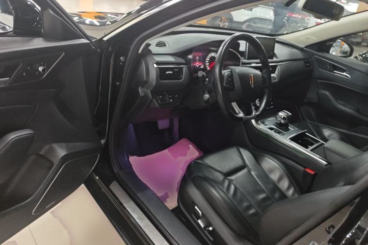 Used Hongqi H5 2022 Classic Model 1.8T Automatic Smart Connect Flagship Edition Driver Seat