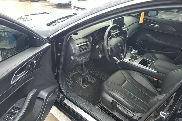 Used Hongqi H5 2022 Classic Model Facelift 1.5T DCT Qiyun Edition Driver Seat
