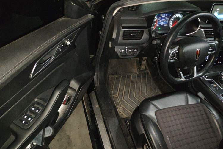 Used Hongqi H5 2022 Classic Model Facelift 1.5T DCT Qiyun Edition Driver Seat