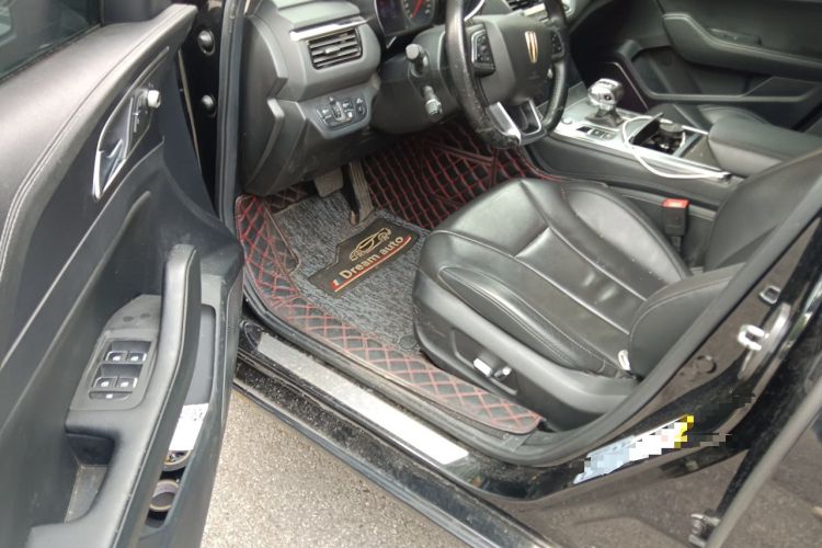 Used Hongqi H5 2022 Classic Model 1.8T Automatic Smart Connect Flagship Edition Driver Seat