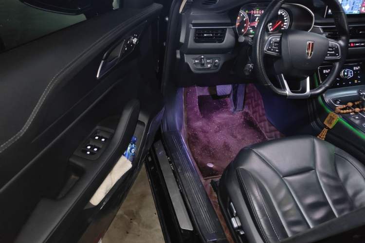 Used Hongqi H5 2022 Classic Model Facelift 1.8T Automatic Smart Connect Flagship Edition Driver Seat