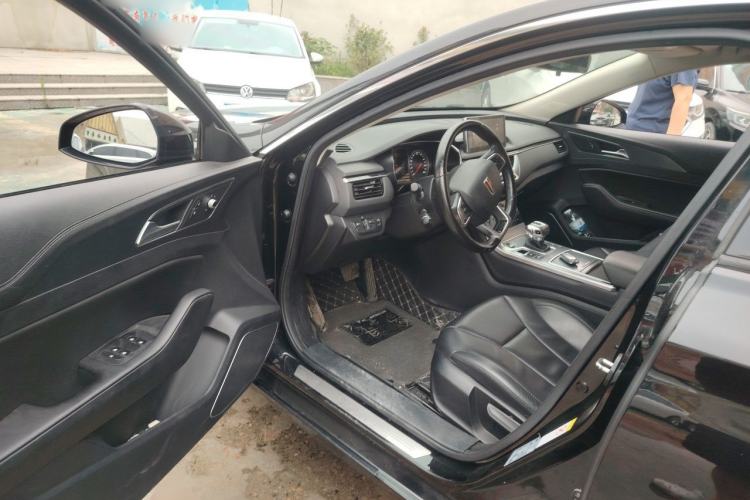 Used Hongqi H5 2022 Classic Model Facelift 1.5T DCT Qiyun Edition Driver Seat