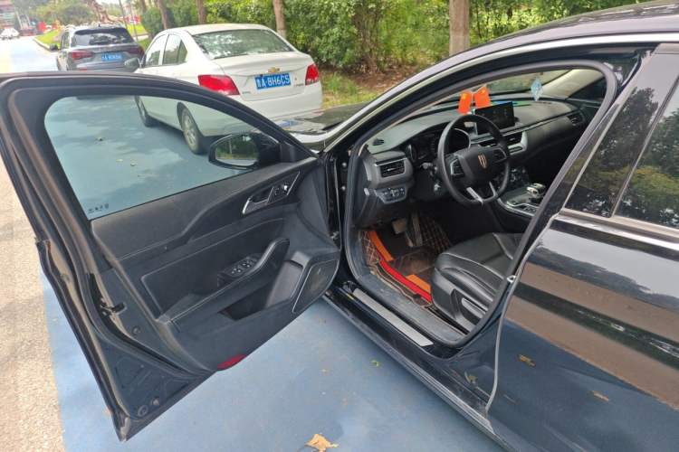 Used Hongqi H5 2022 Classic Model Facelift 1.5T DCT Qiyun Edition Driver Seat