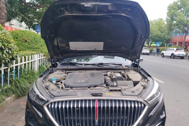 Used Hongqi H5 2022 Classic Model 1.5T DCT Flagship Edition Engine Bay