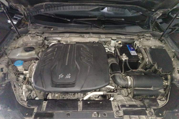Used Hongqi H5 2022 Classic Model 1.5T DCT Flagship Edition Engine Bay