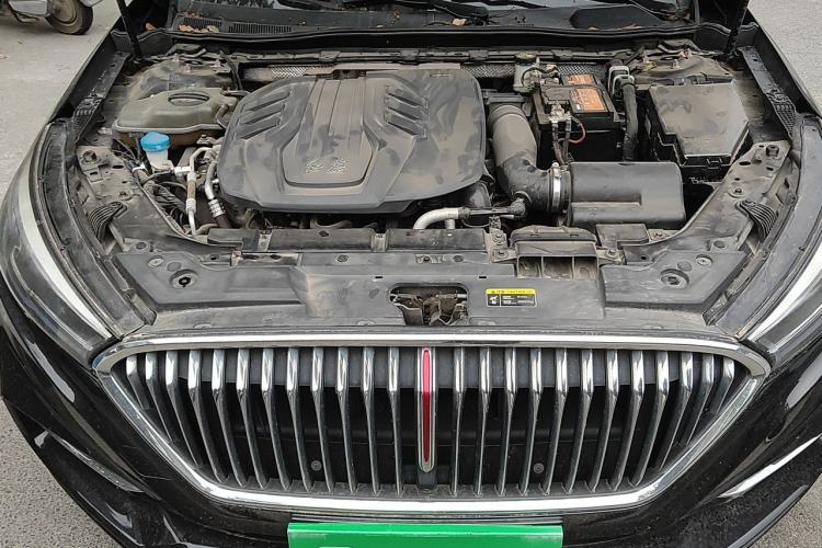Used Hongqi H5 2022 Classic Model Facelift 1.8T Automatic Smart Connect Flagship Edition Engine Bay