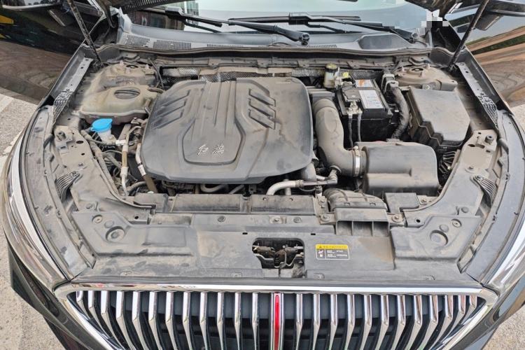 Used Hongqi H5 2022 Classic Model 1.8T Automatic Smart Connect Flagship Edition Engine Bay