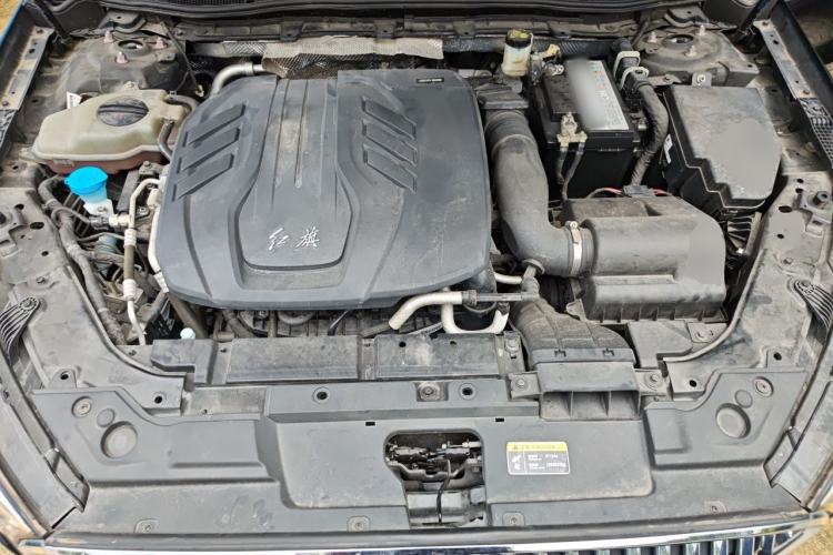 Used Hongqi H5 2022 Classic Model 1.8T Automatic Smart Connect Flagship Edition Engine Bay