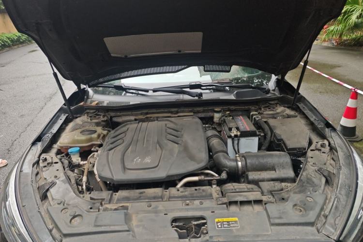 Used Hongqi H5 2022 Classic Model Facelift 1.5T DCT Qiyun Edition Engine Bay