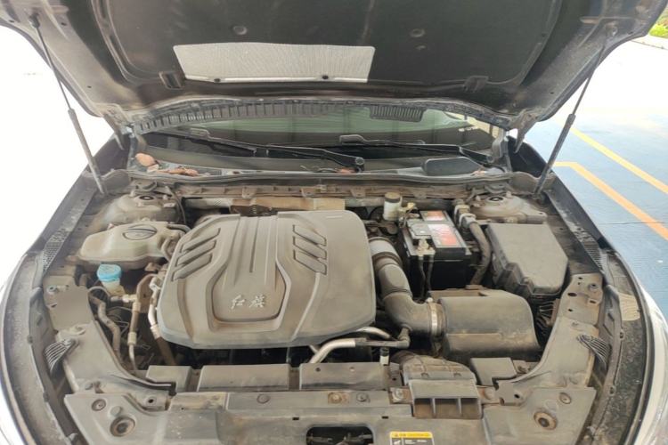 Used Hongqi H5 2022 Classic Model 1.5T DCT Flagship Edition Engine Bay