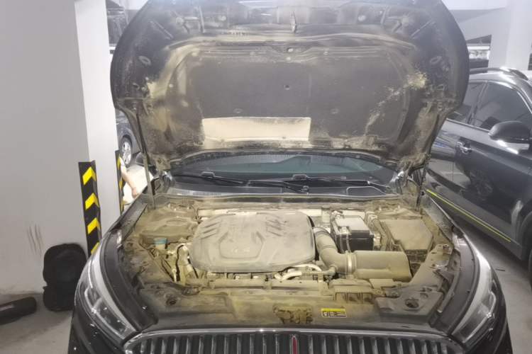 Used Hongqi H5 2022 Classic Model Facelift 1.5T DCT Qiyun Edition Engine Bay