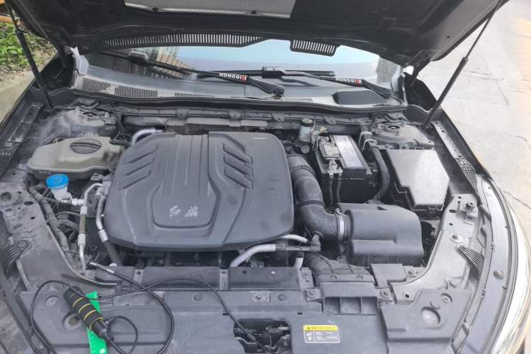 Used Hongqi H5 2022 Classic Model Facelift 1.5T DCT Qiyun Edition Engine Bay