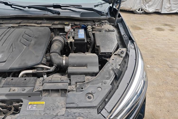 Used Hongqi H5 2022 Classic Model Facelift 1.5T DCT Qiyun Edition Engine Bay Left