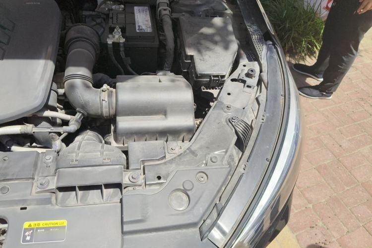 Used Hongqi H5 2022 Classic Model Facelift 1.5T DCT Qiyun Edition Engine Bay Left
