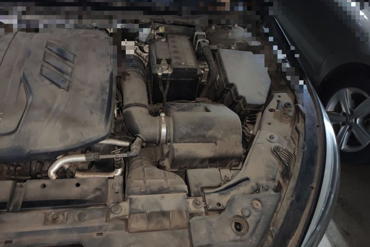 Used Hongqi H5 2022 Classic Model Facelift 1.5T DCT Qiyun Edition Engine Bay Left