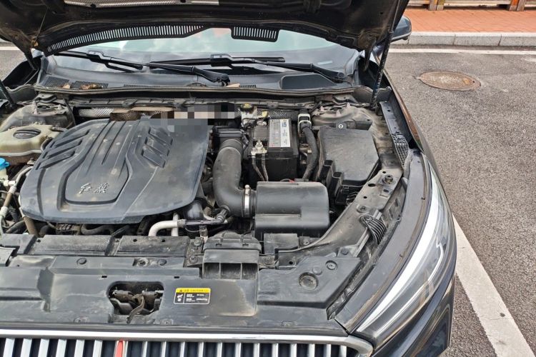 Used Hongqi H5 2022 Classic Model 1.8T Automatic Smart Connect Flagship Edition Engine Bay Left
