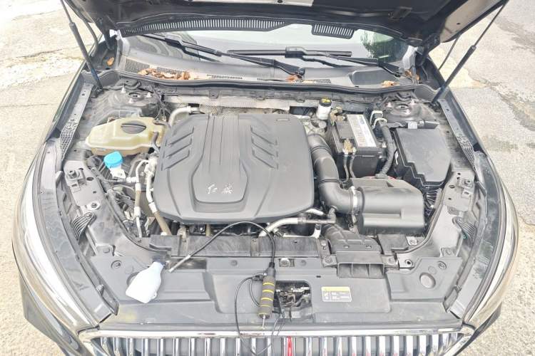 Used Hongqi H5 2022 Classic Model 1.5T DCT Flagship Edition Engine Bay