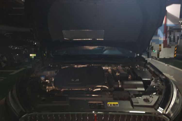 Used Hongqi H5 2022 Classic Model 1.5T DCT Flagship Edition Engine Bay
