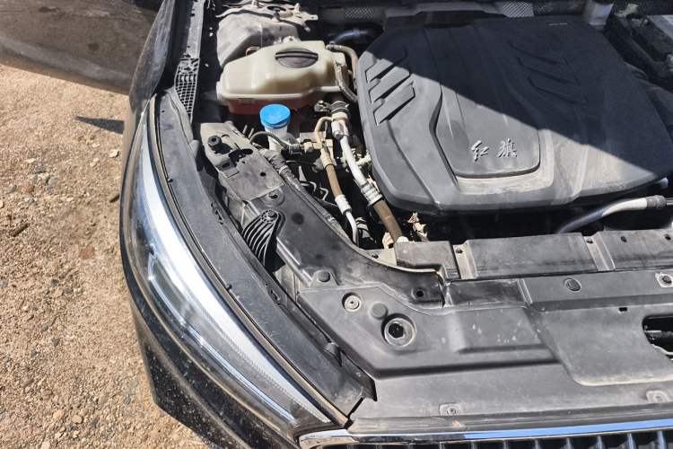 Used Hongqi H5 2022 Classic Model Facelift 1.5T DCT Qiyun Edition Engine Bay Right