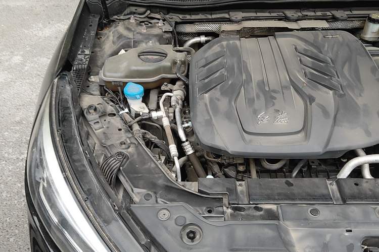 Used Hongqi H5 2022 Classic Model Facelift 1.8T Automatic Smart Connect Flagship Edition Engine Bay Right