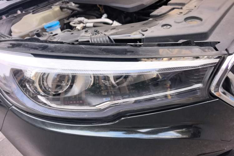 Used Hongqi H5 2022 Classic Model Facelift 1.8T Automatic Smart Connect Flagship Edition Engine Bay Right