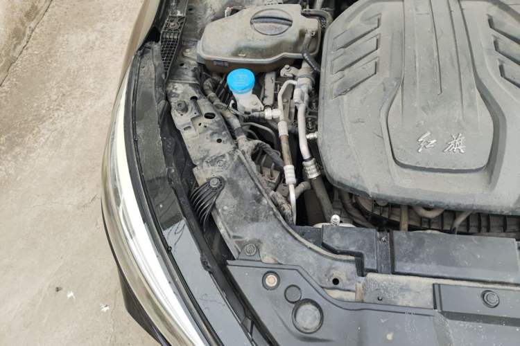 Used Hongqi H5 2022 Classic Model Facelift 1.8T Automatic Smart Connect Flagship Edition Engine Bay Right