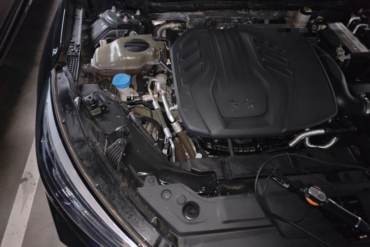 Used Hongqi H5 2022 Classic Model Facelift 1.8T Automatic Smart Connect Flagship Edition Engine Bay Right