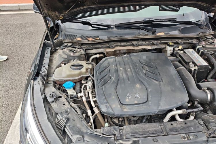 Used Hongqi H5 2022 Classic Model 1.8T Automatic Smart Connect Flagship Edition Engine Bay Right