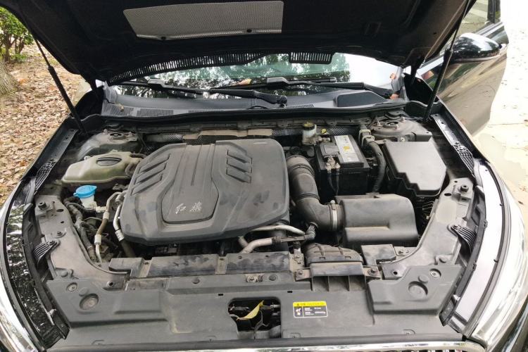 Used Hongqi H5 2022 Classic Model Facelift 1.5T DCT Qiyun Edition Engine Bay