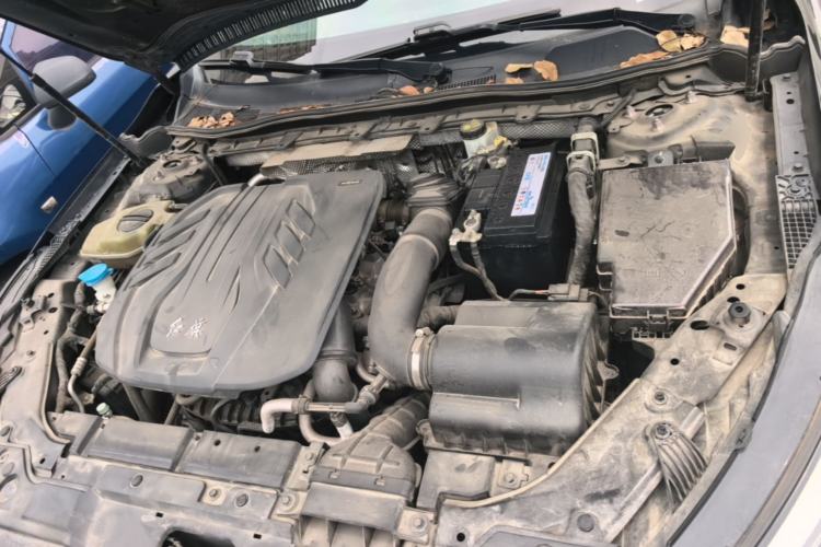 Used Hongqi H5 2022 Classic Model Facelift 1.8T Automatic Smart Connect Flagship Edition Engine Bay