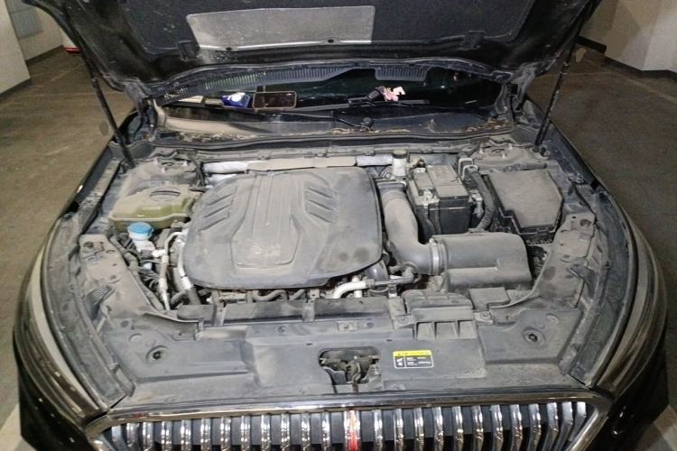 Used Hongqi H5 2022 Classic Model Facelift 1.8T Automatic Smart Connect Flagship Edition Engine Bay
