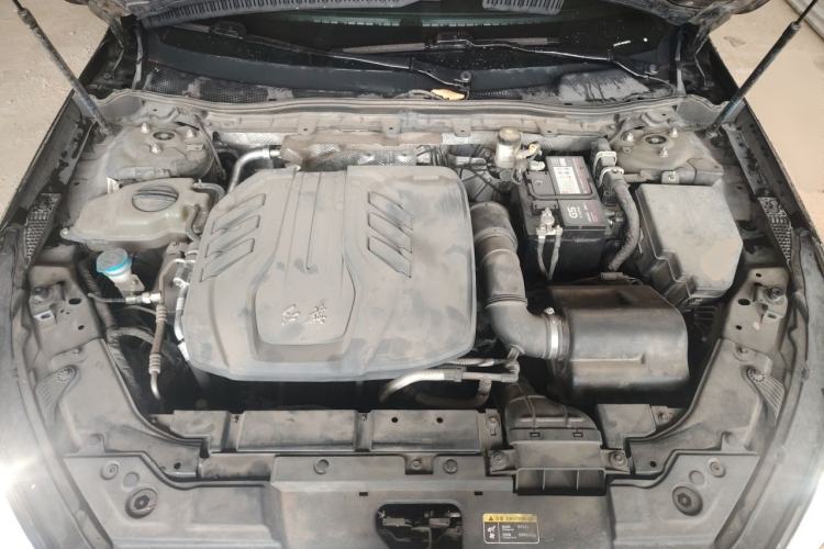 Used Hongqi H5 2022 Classic Model 1.5T DCT Flagship Edition Engine Bay